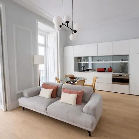 2 Bed Flat With Balcony In *