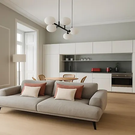 2 Bed Flat With Balcony In * Lisboa