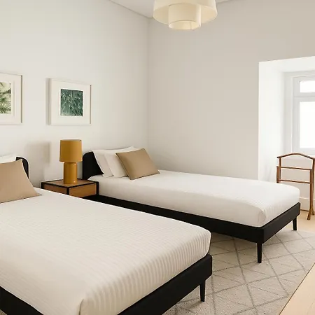 Apartamento 2 Bed Flat With Balcony In