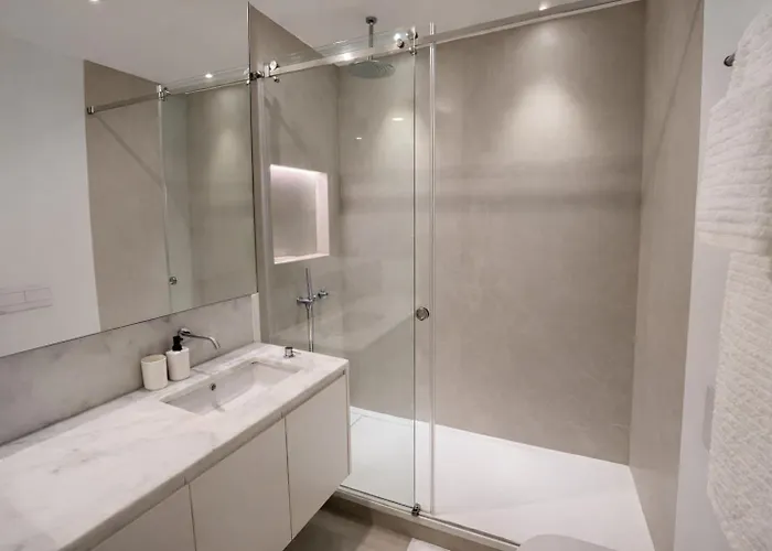 2 Bed Flat With Balcony In *