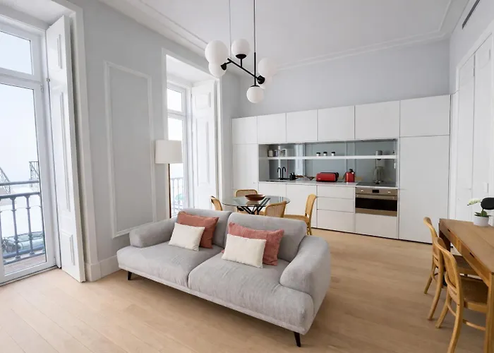 2 Bed Flat With Balcony In *